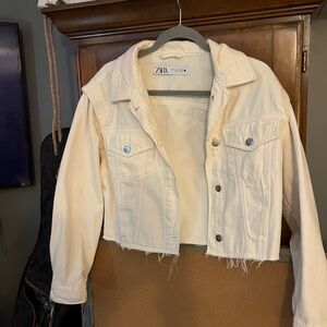 Zara Off-White Cropped Jean Jacket